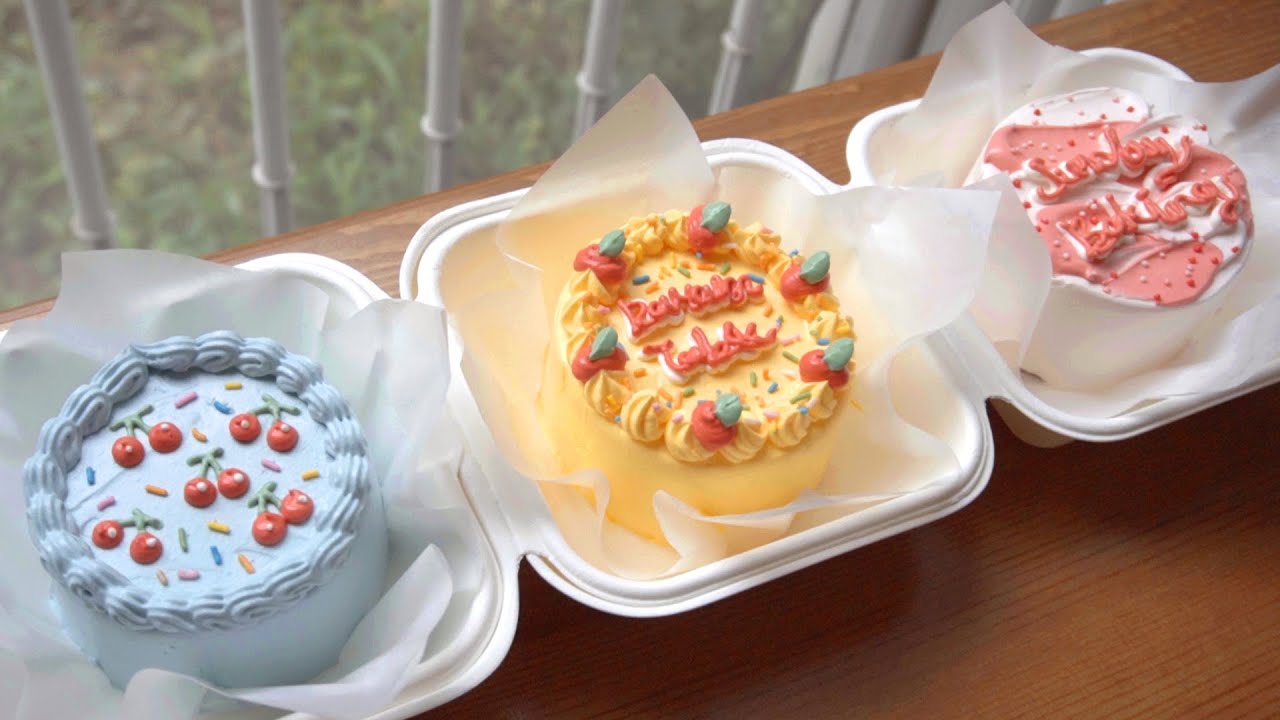 Korean Popular Lunch Box Cake By Sunday Baking / Mini Cake Icing /Cream  Cheese Frosting/Vintage Cake - Youtube